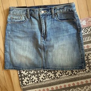 GAP new with tag Jean mini skirt- size 6